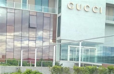 Stipendi presso Gucci, Scandicci 